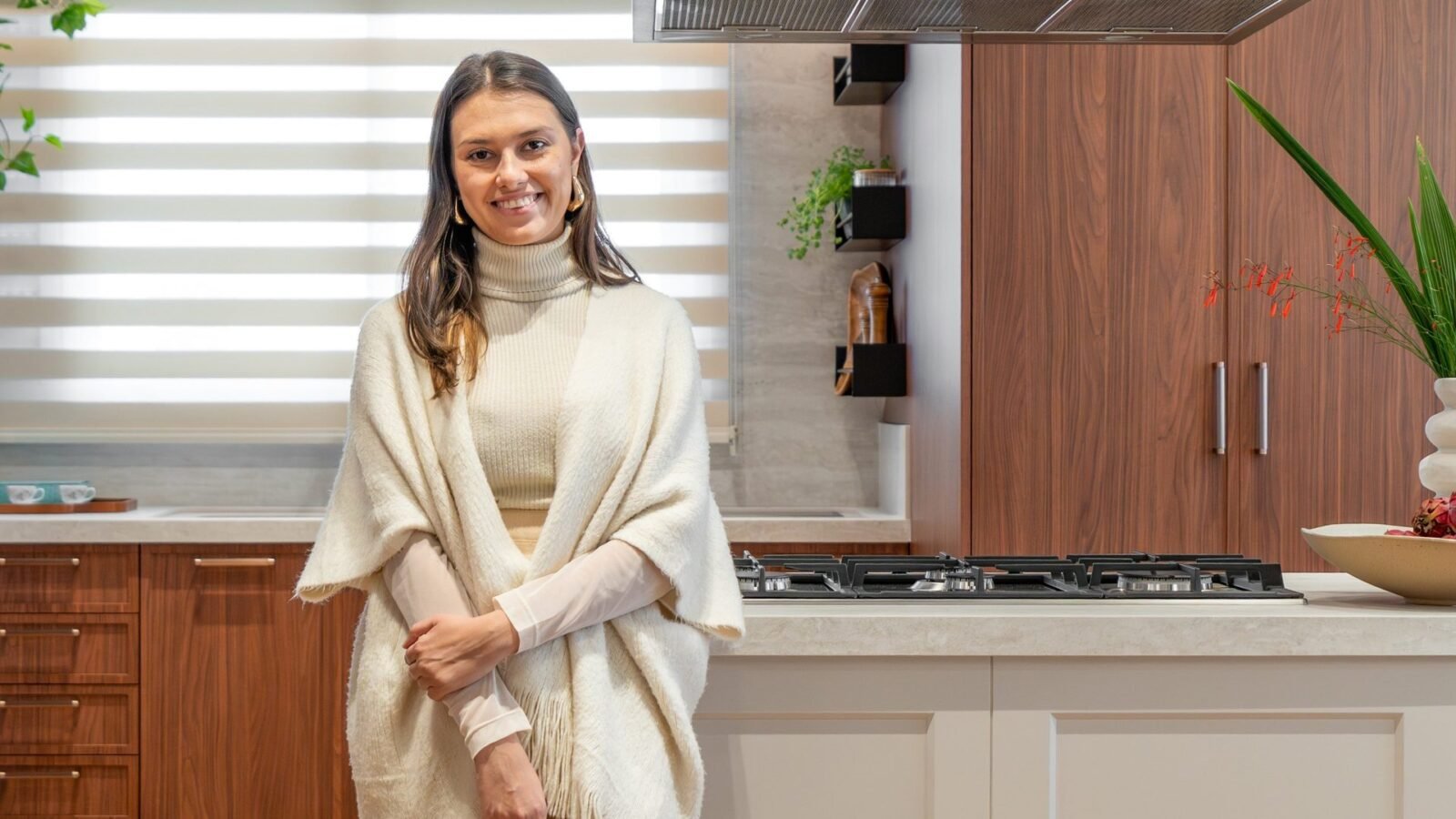 Da sala da mãe às grandes obras: A trajetória de sucesso da arquiteta Laura Alves